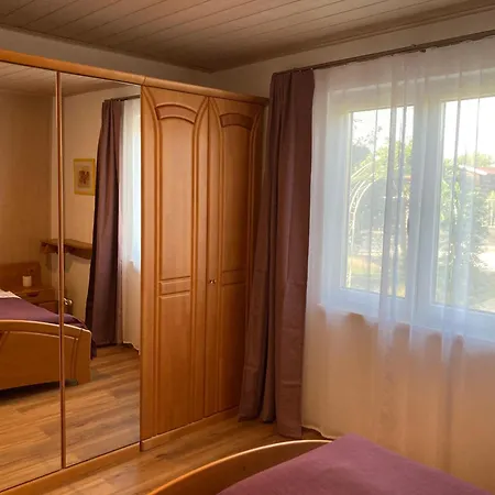 Familienparadies Am Stadtrand بيت للعطل