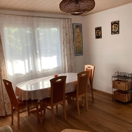 Familienparadies Am Stadtrand بيت للعطل Rustenfeld