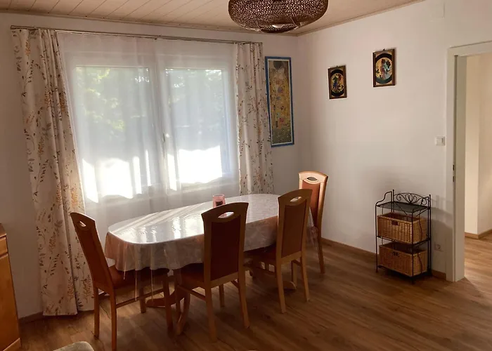 Familienparadies Am Stadtrand بيت للعطل Rustenfeld