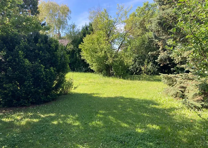 Familienparadies Am Stadtrand